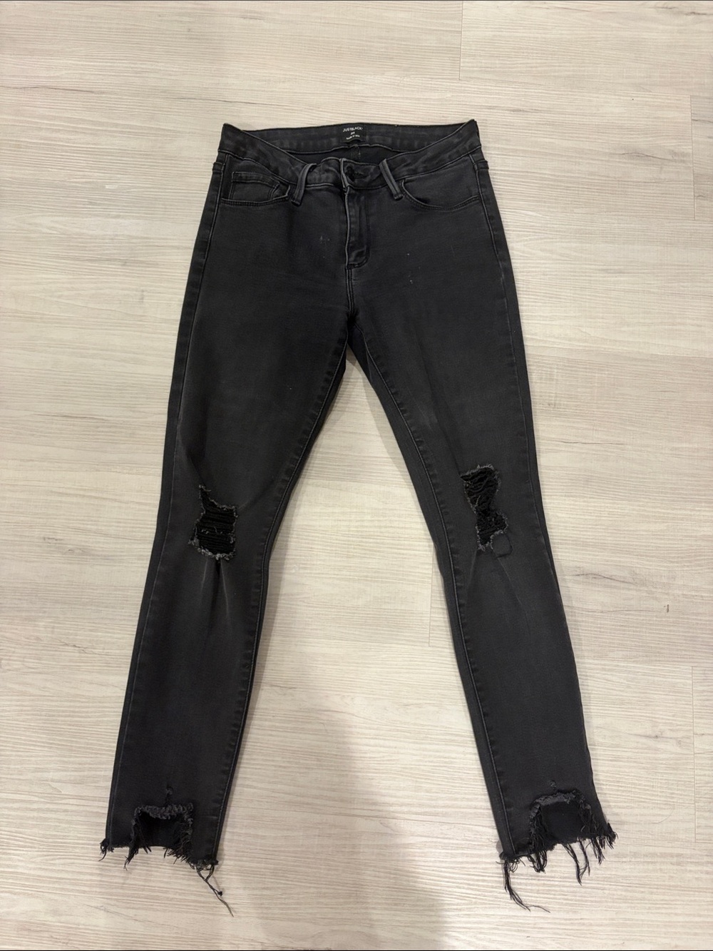 Just Black Women's Black Skinny Distressed Jeans